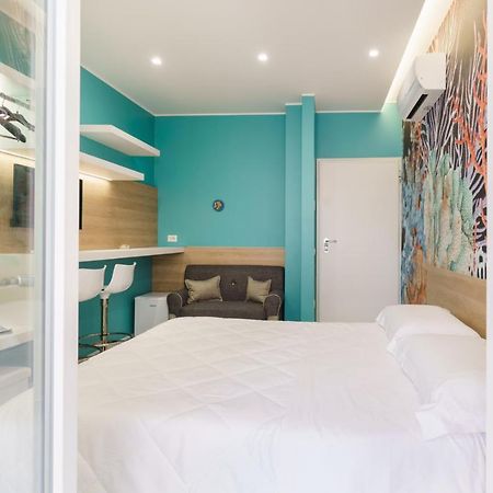 Abissi Room One Step From The Sea Trani Esterno foto